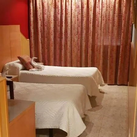 Vandrarhem Milenium Els Monjos