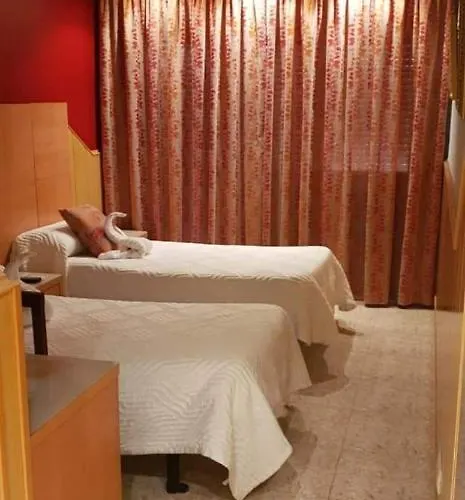 Hostal Milenium Els Monjos